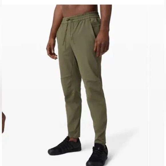 Lululemon License to Train
Jogger. Used but in great condition. - Picture 1 of 6